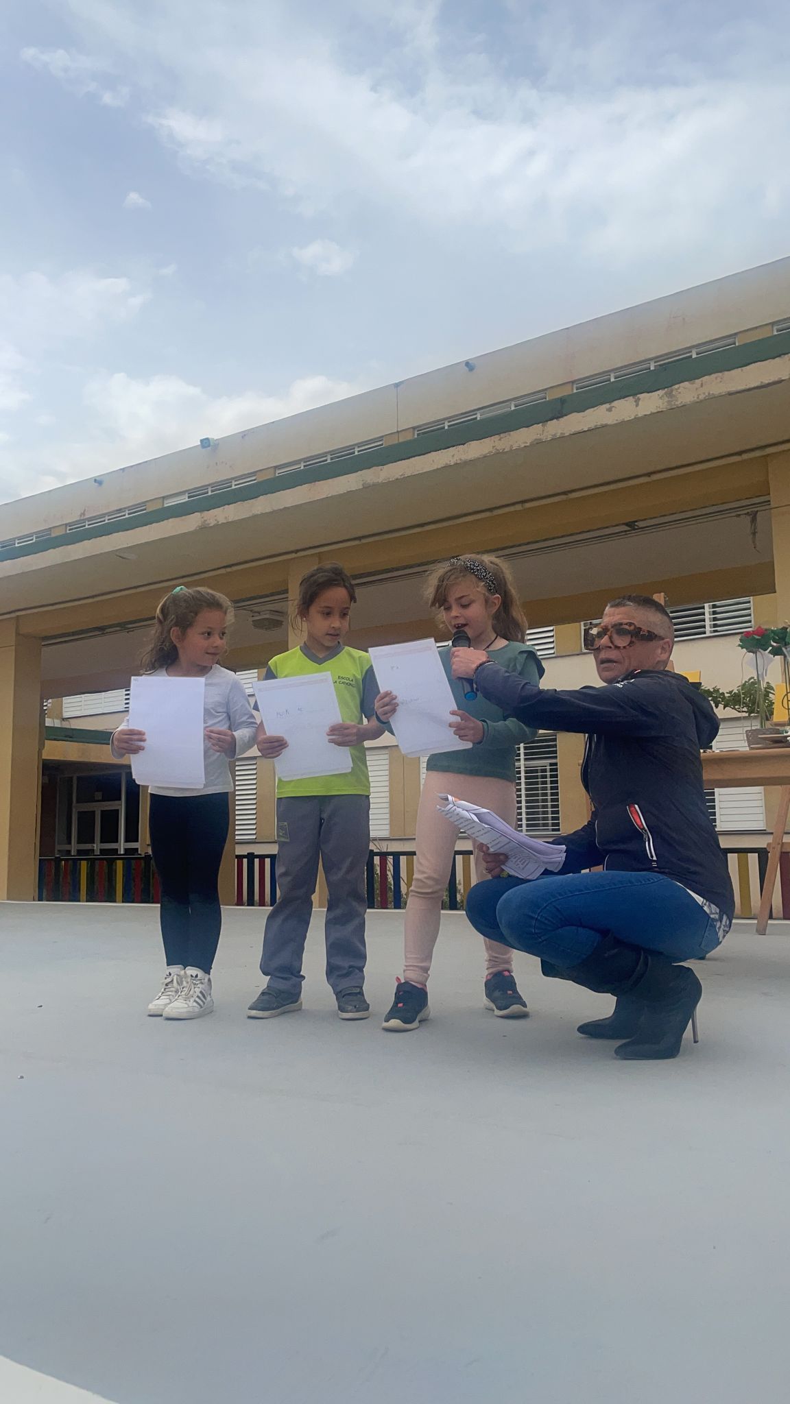 ce78b981-9b37-4e9b-87b8-3198eb5bc2a9