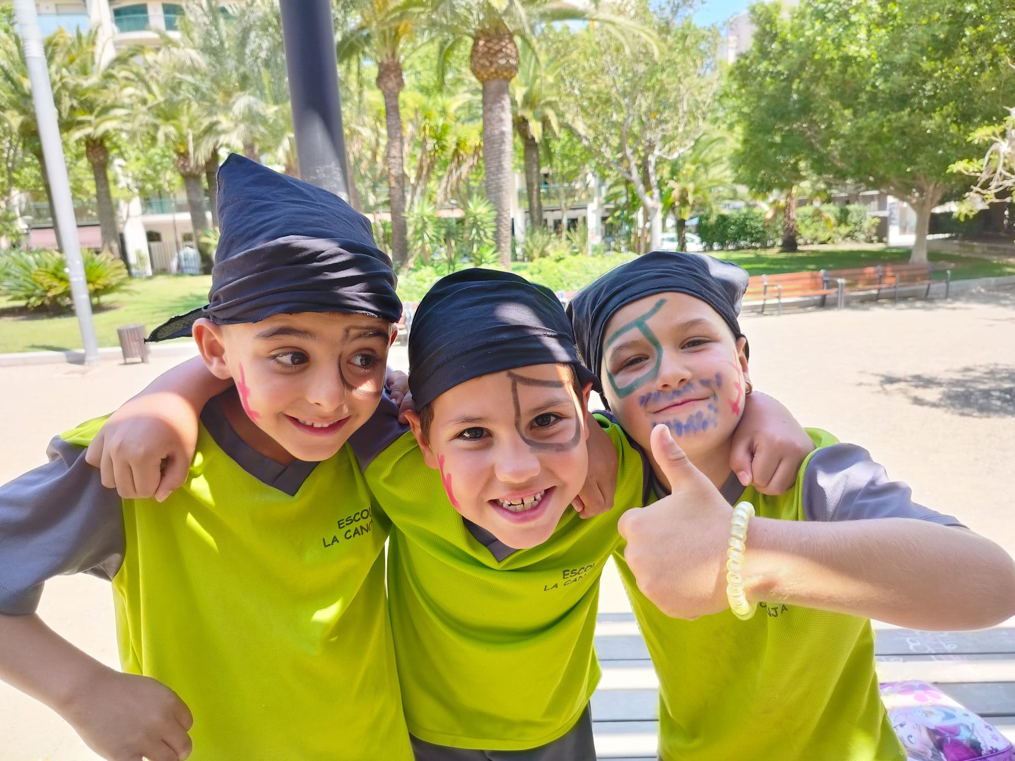 010037ab-8431-4efd-820c-4b3c526402d5