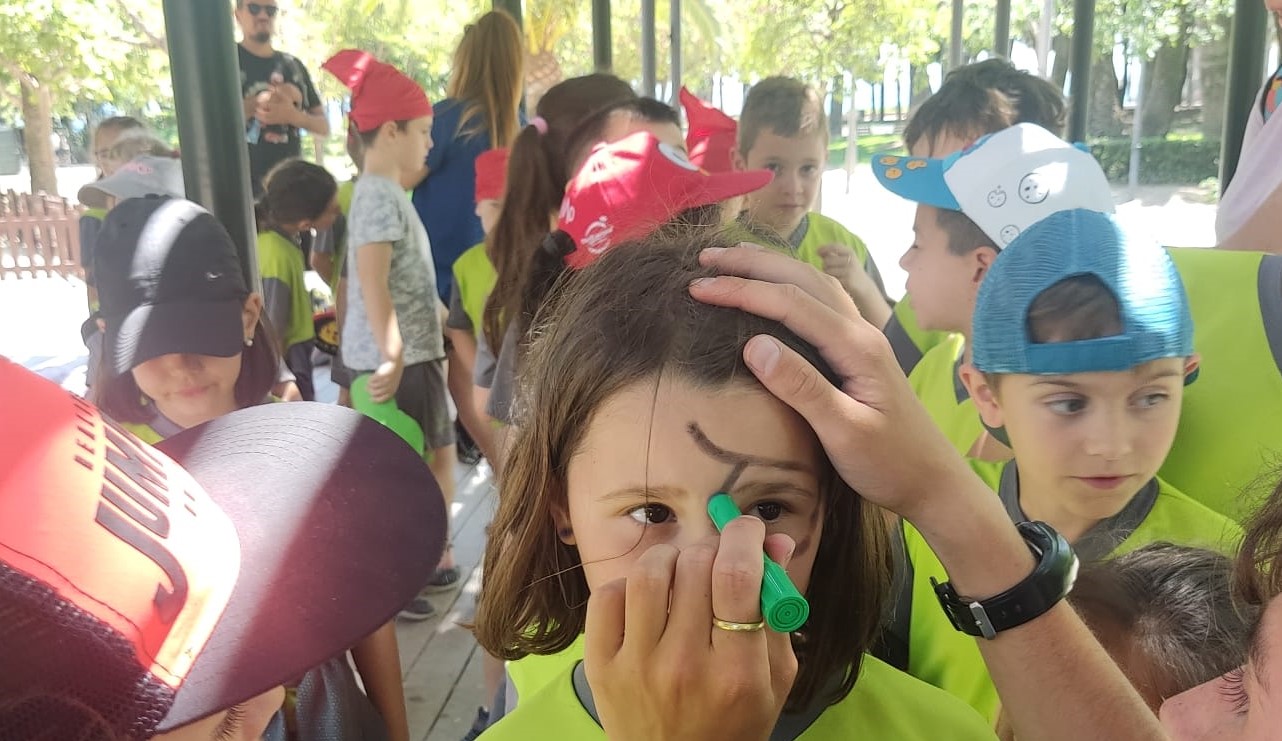 62d49775-9c6e-4a6b-8afd-e9c6c3282e4f