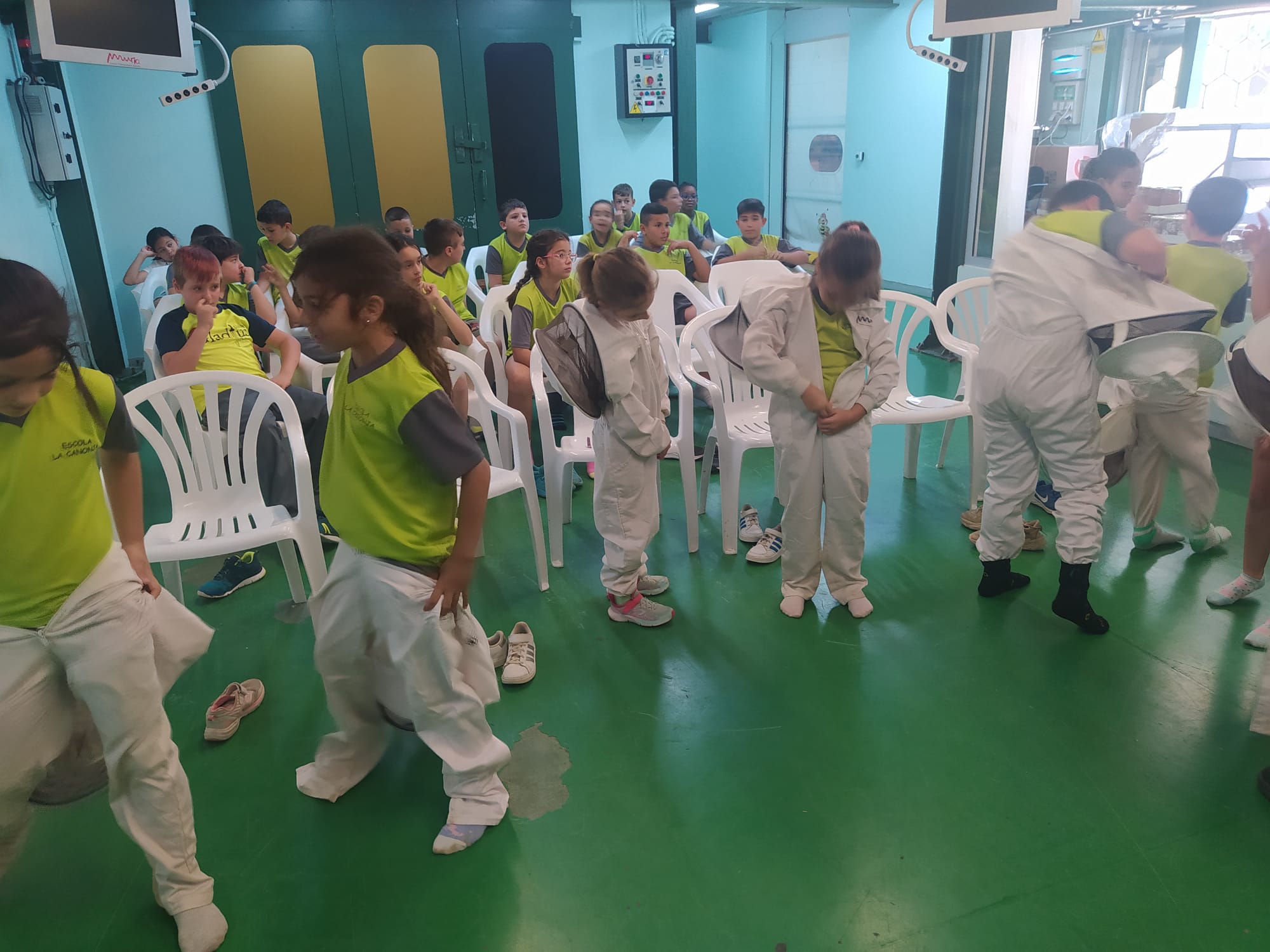 708fbd3f-f8aa-4448-906d-6c4a0a27f885