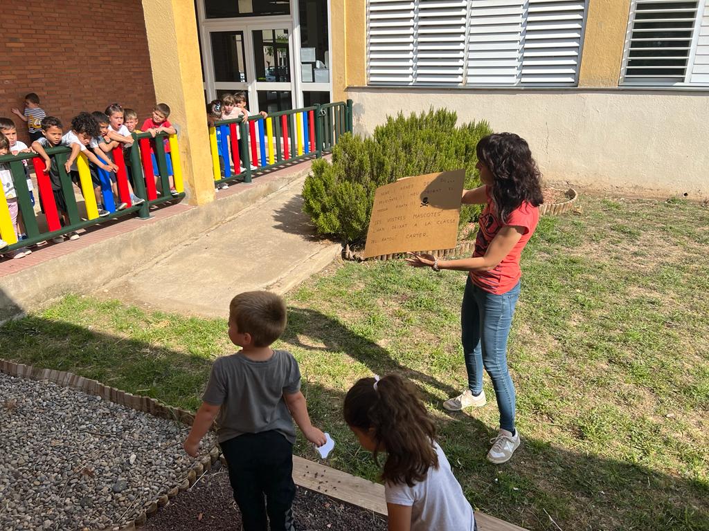 a9b51895-4f09-4275-99c4-9de5efd9cbea