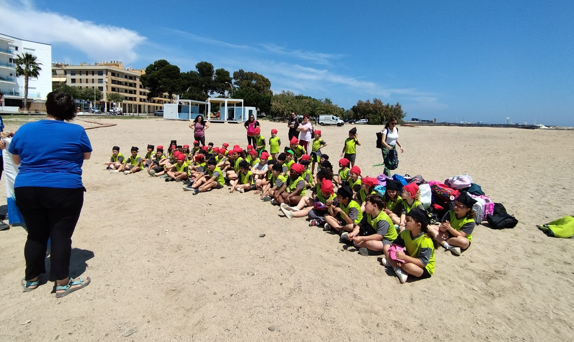 afe2b5c8-f907-467c-8f5d-422bf54b3e7b