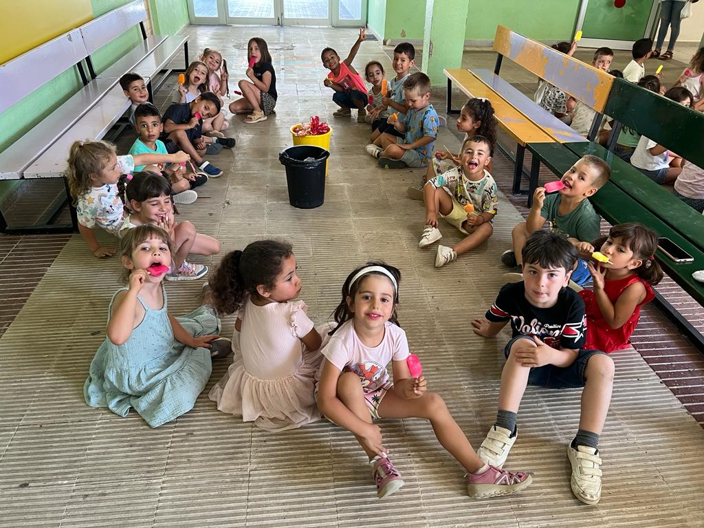 c569a843-8934-40c2-aee6-062c9b573445