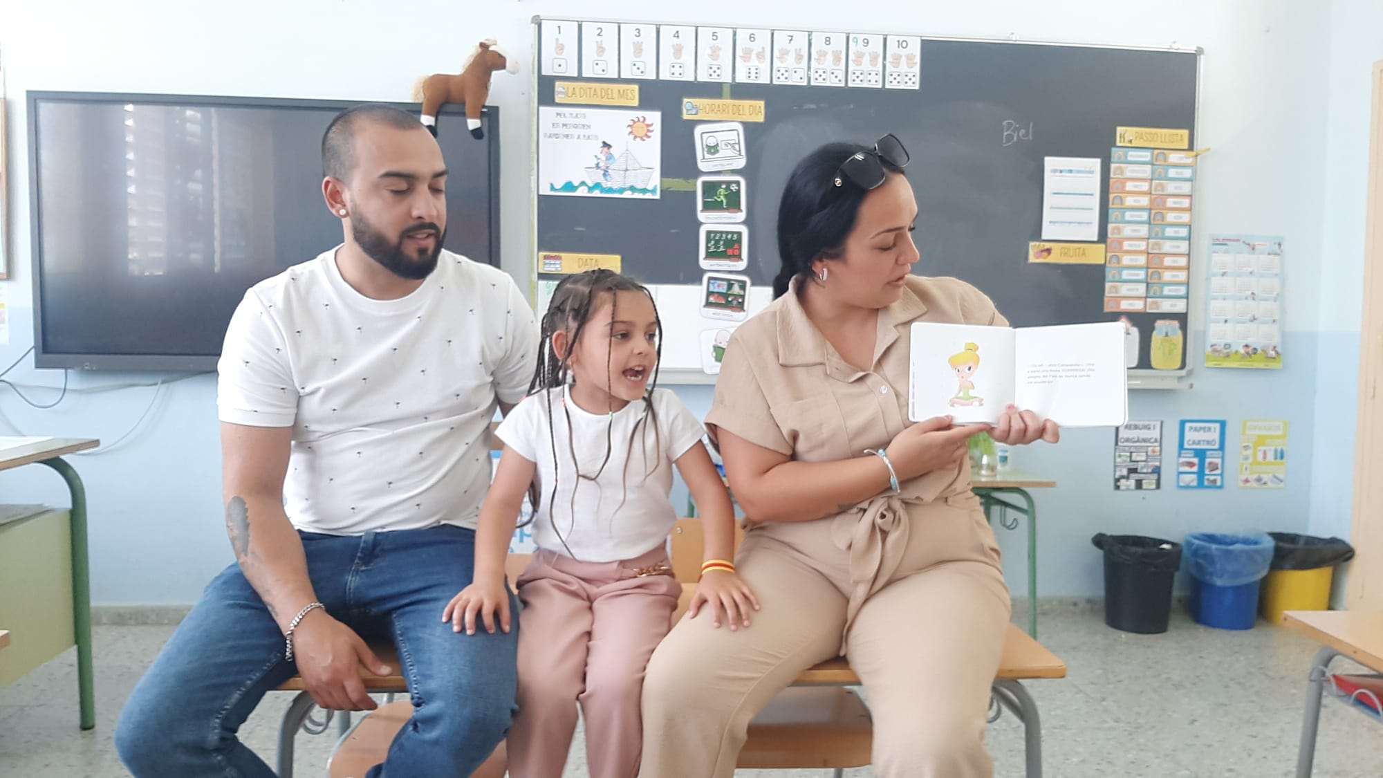 cb739cd9-946e-45e4-b37d-c7522368c9c2