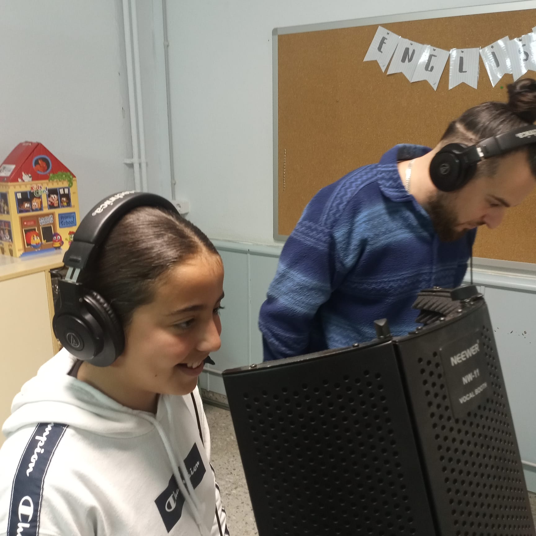 WhatsApp Image 2023-12-01 at 16.38.23 (4)