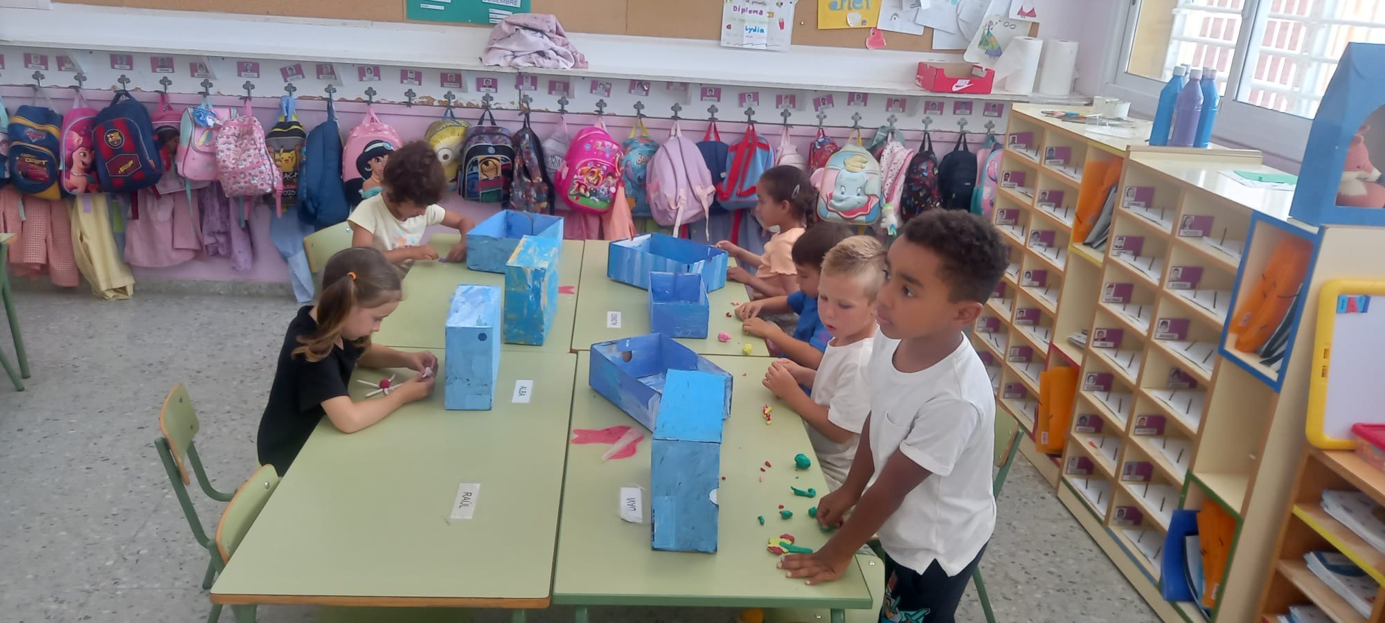 d6ee9467-8063-465c-8240-88d6f184bece