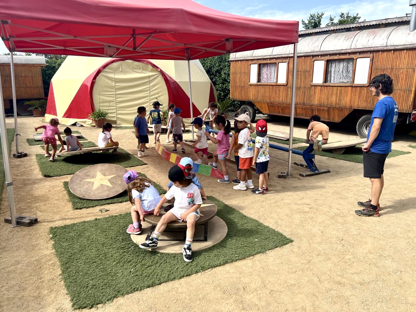 81d53039-4e98-453e-8ce8-462623c374e2