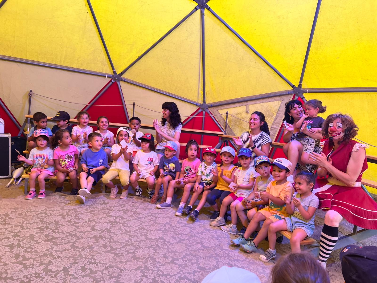 ab2bfc0e-79b1-436c-83e4-0f3fc41efe7a