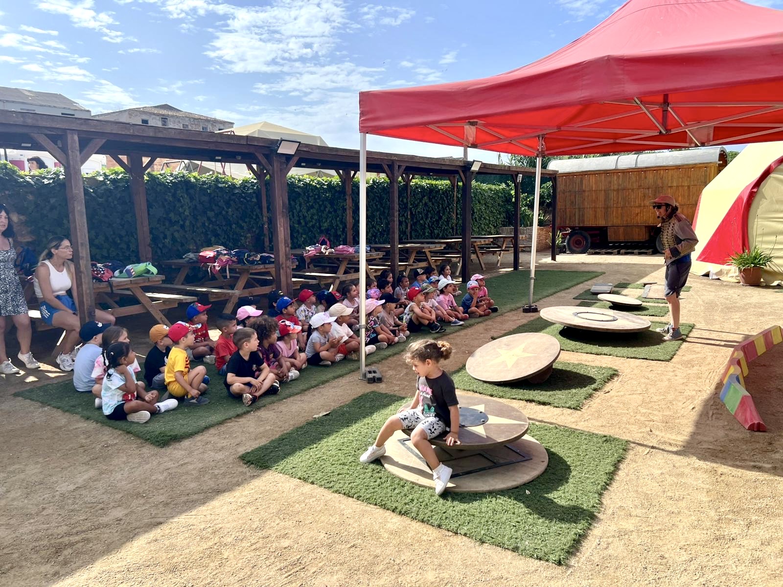 c6dc85df-88f8-4667-a24f-9e6cb0474a1f