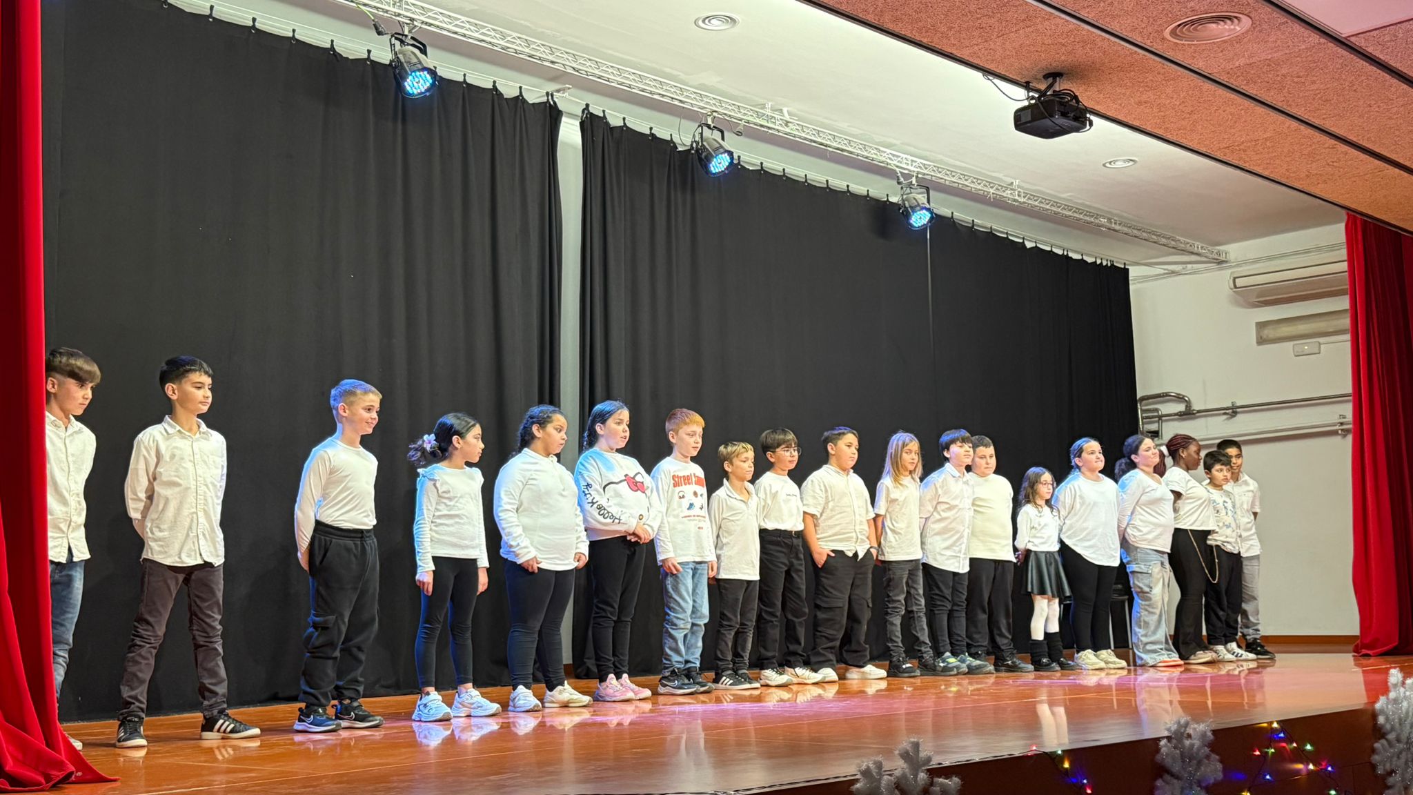 WhatsApp Image 2025-12-18 at 17.32.34