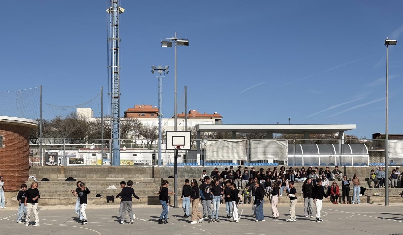 3556744e-b2d9-4d99-a271-a4698df5388b