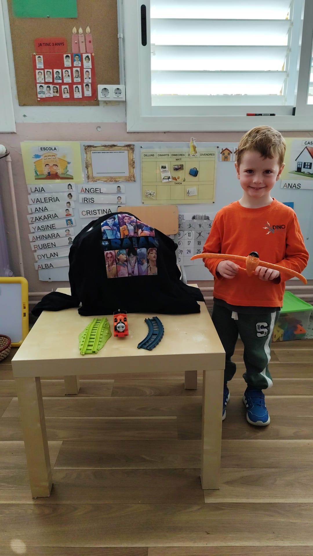 cfab63e2-066a-4cc4-80ff-e86d87564357