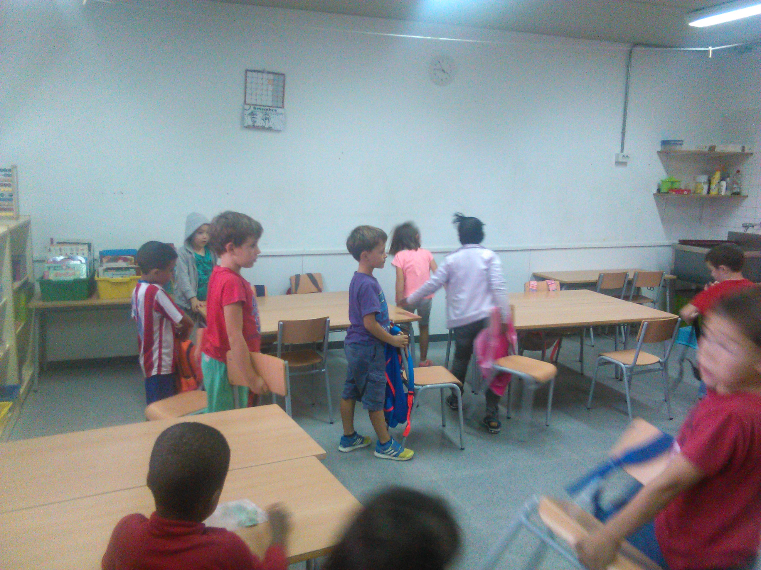 fem i desfem l'aula (11)