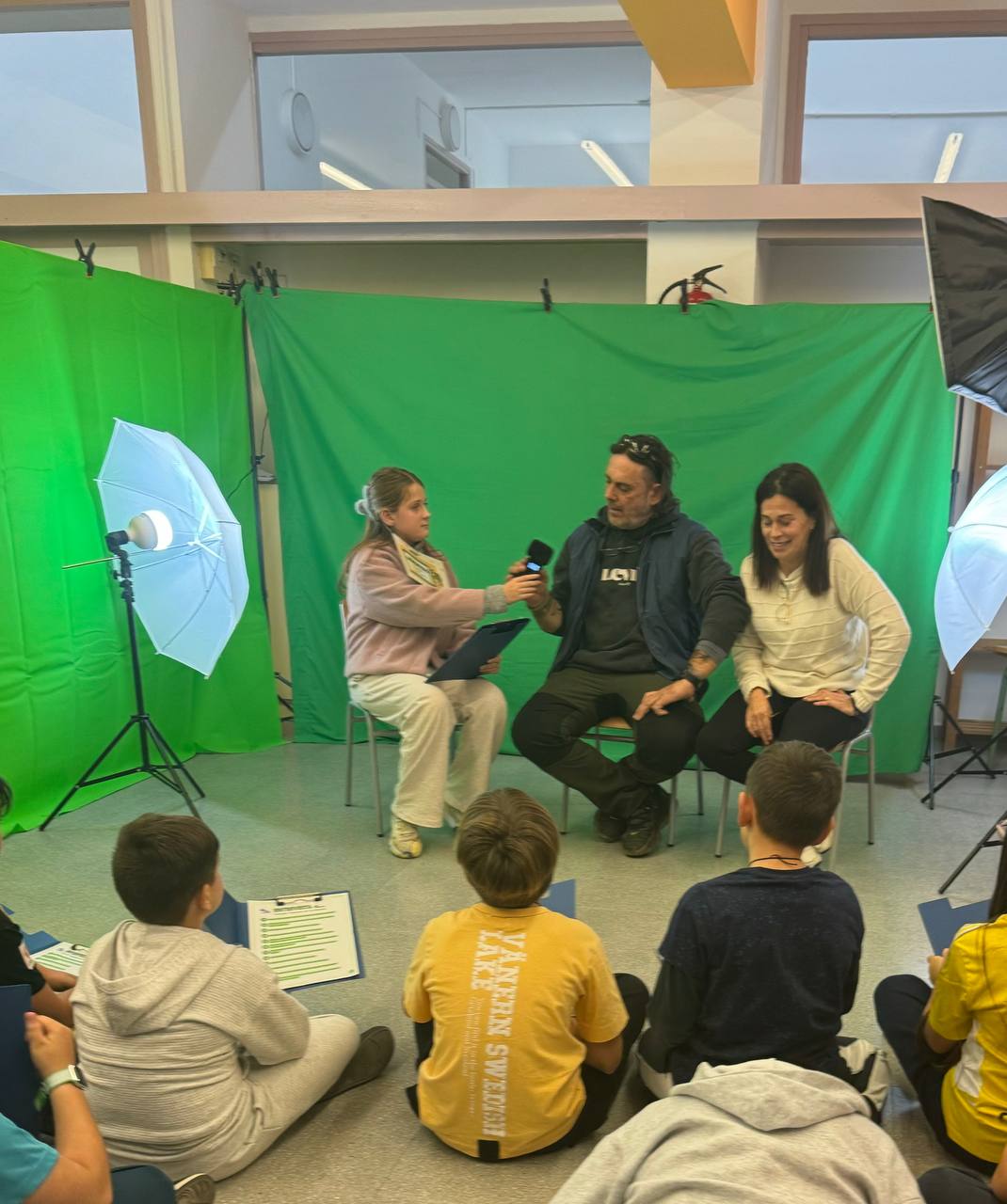 photo_5911064752937878797_y