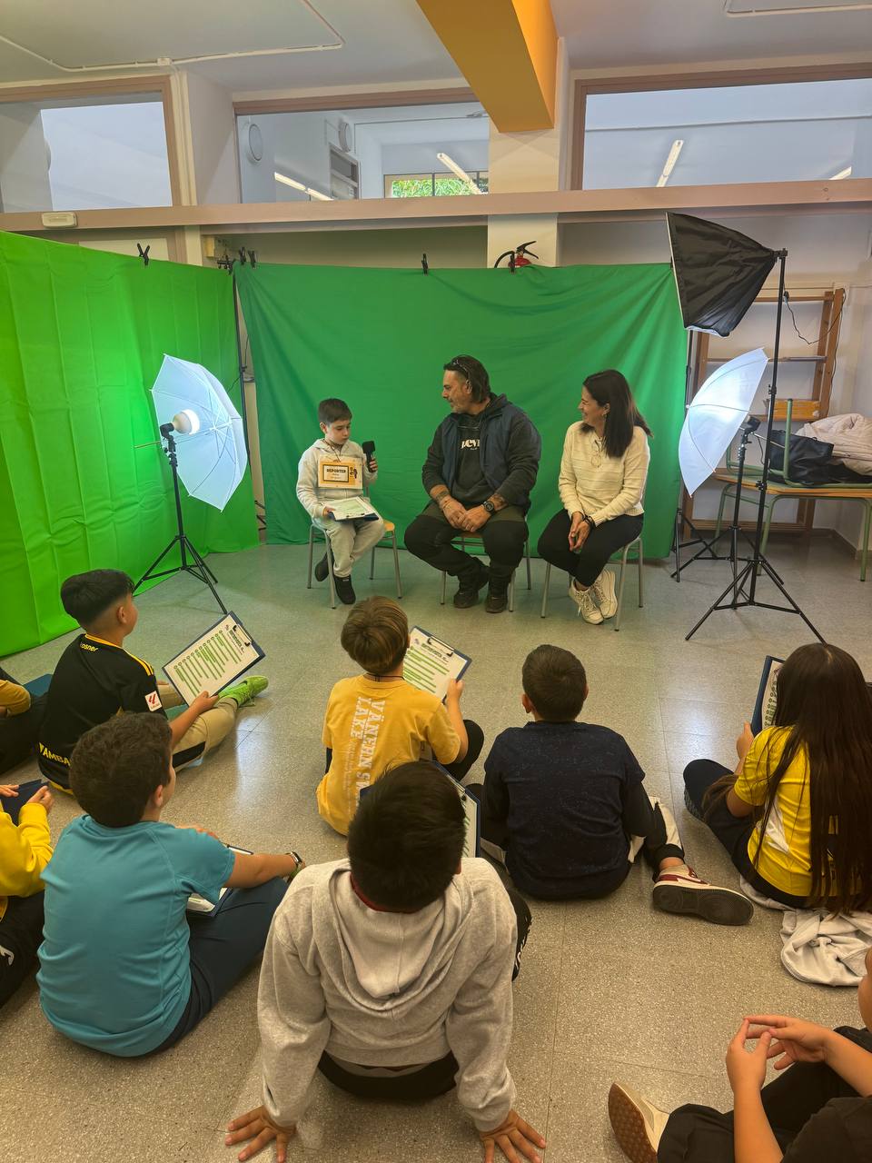 photo_5911064752937878806_y