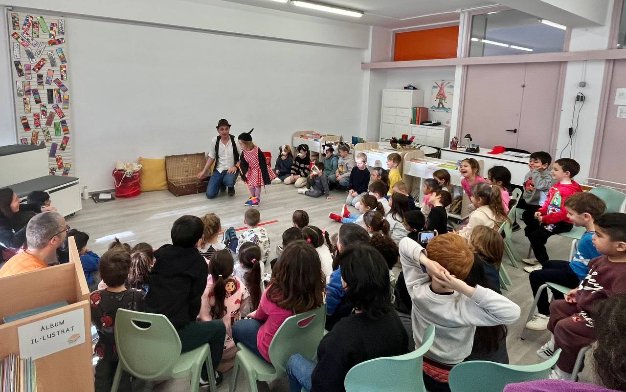 photo_6046600176908045838_y