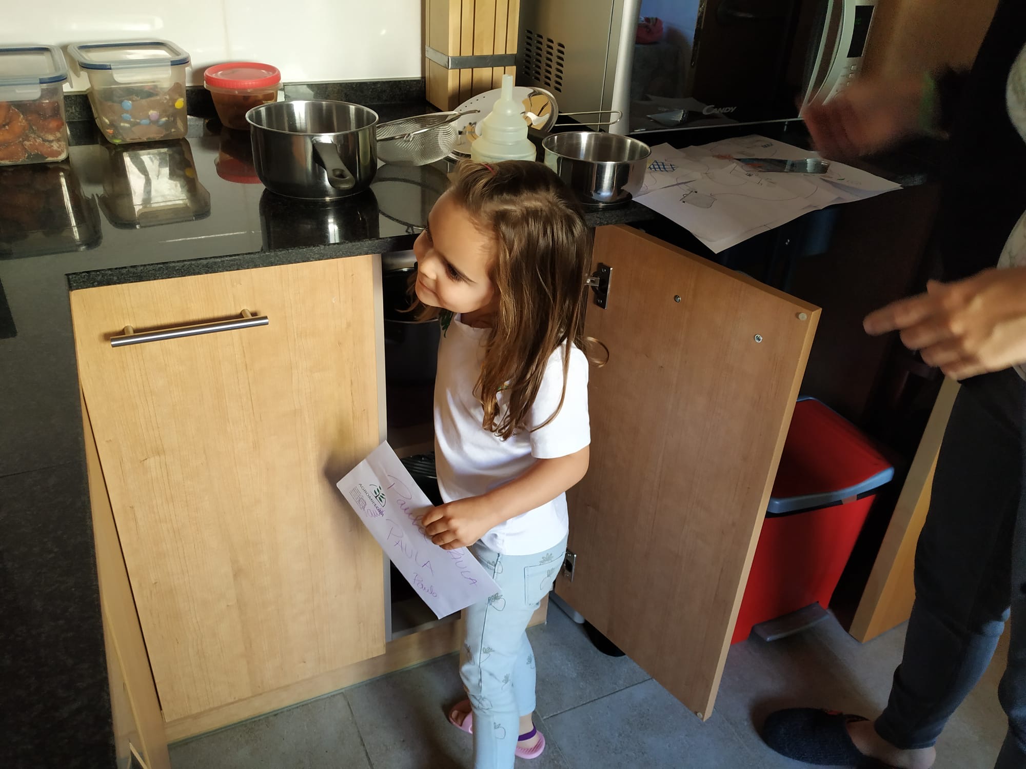 c03ad706-9868-4d38-8f00-2169aa06a31f