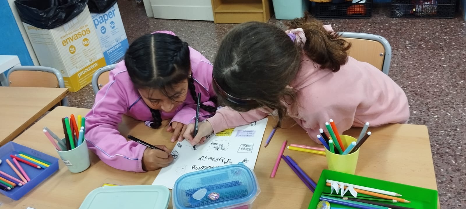 aa428cf6-dc53-4a3e-b6c8-9f3f2fdd6223