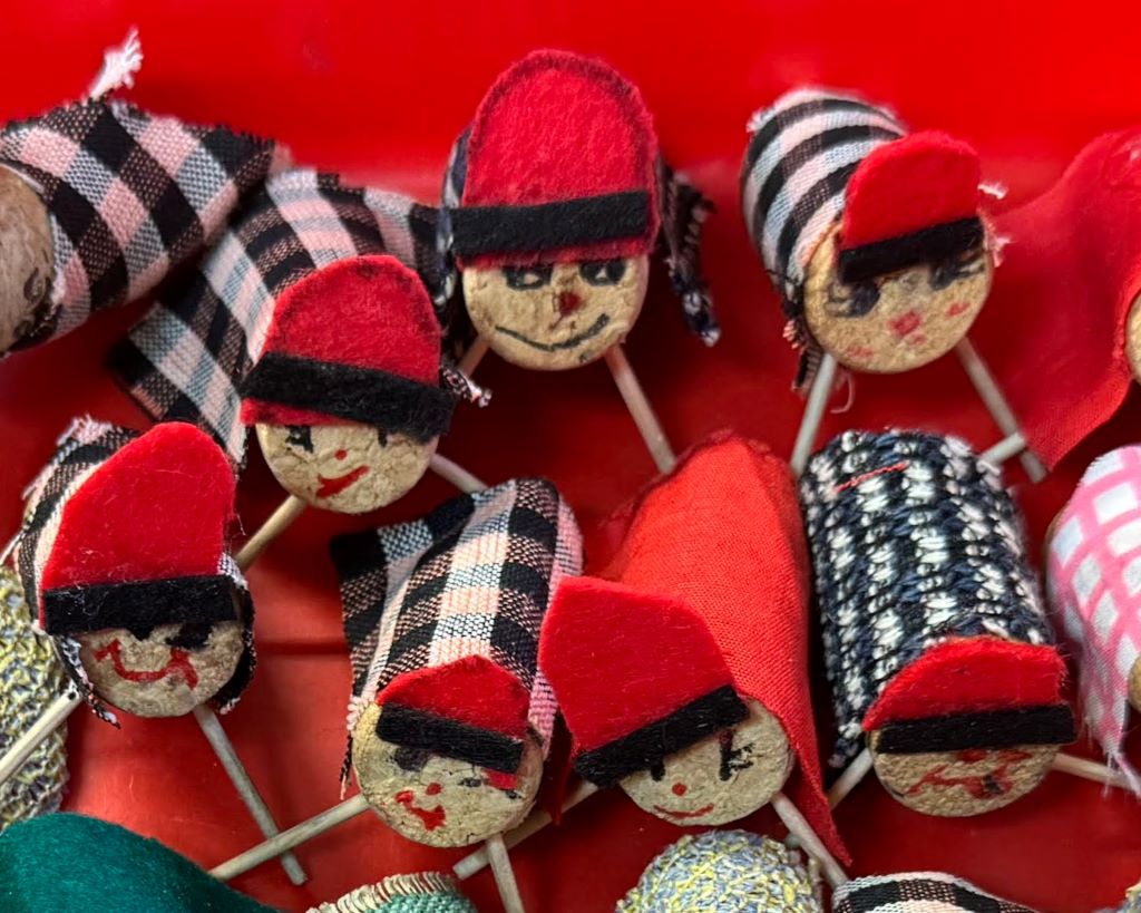 Desig: Detall per les mestres