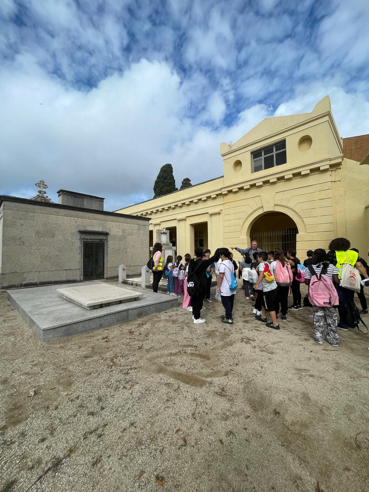 WhatsApp Image 2024-10-18 at 18.00.01 (2)