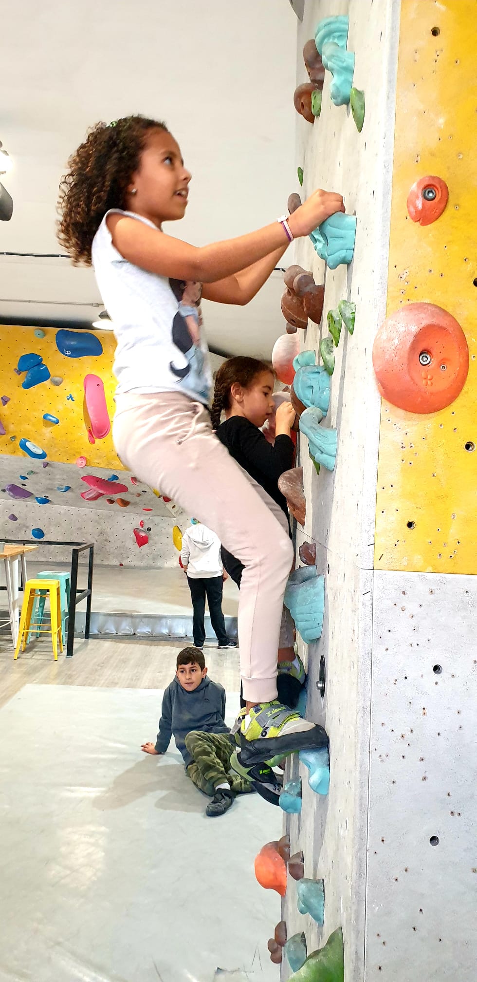 WhatsApp Image 2024-11-15 at 18.18.42 (3)