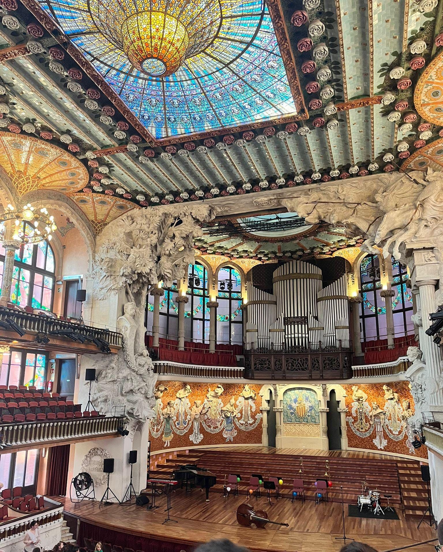 WhatsApp Image 2024-11-19 at 19.30.23