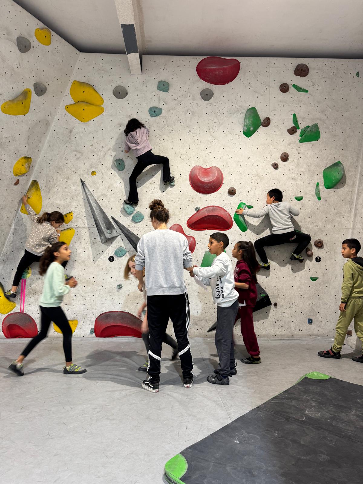 WhatsApp Image 2024-11-25 at 12.10.49 (1)