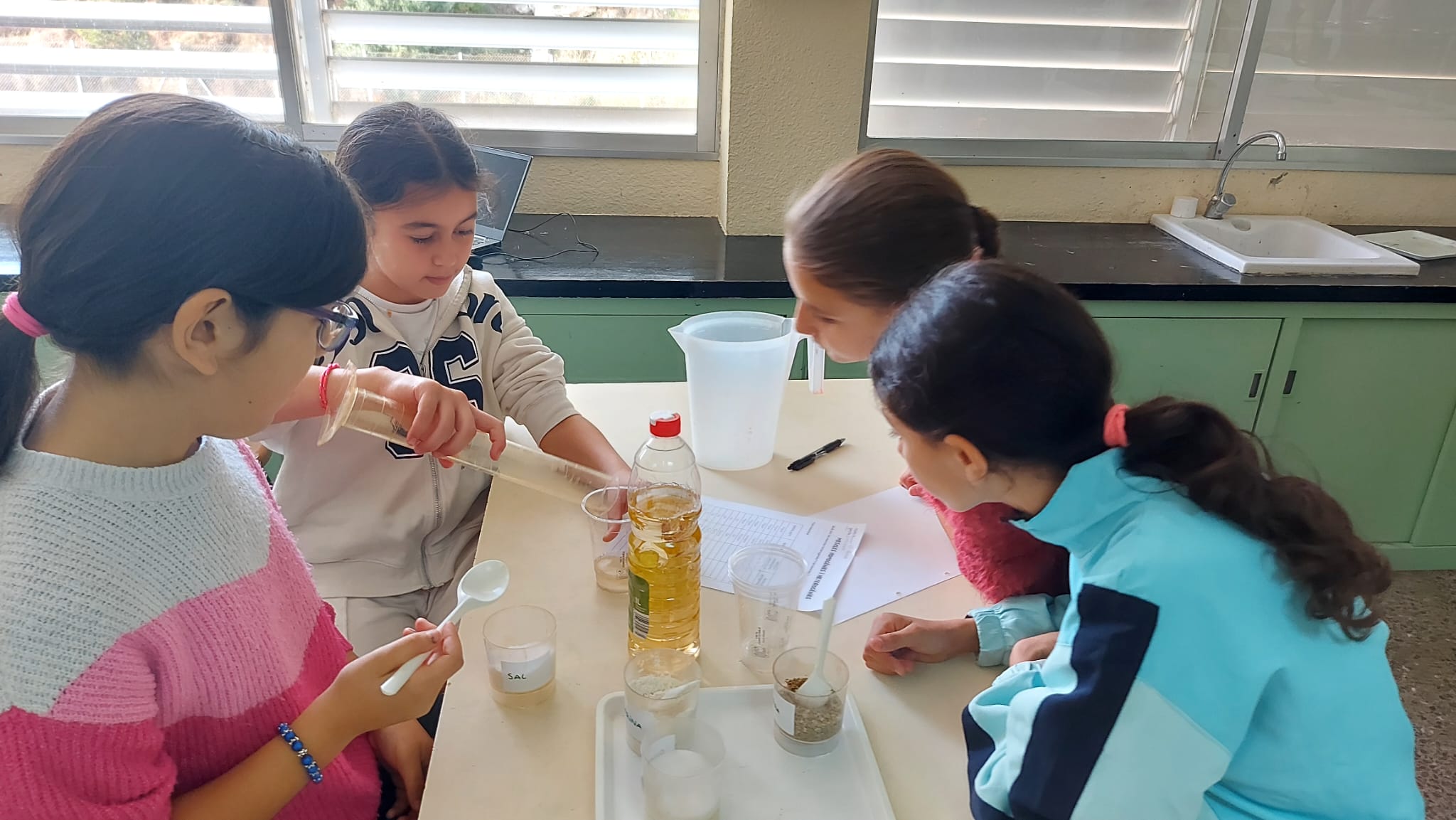 WhatsApp Image 2024-12-05 at 16.06.36 (1)