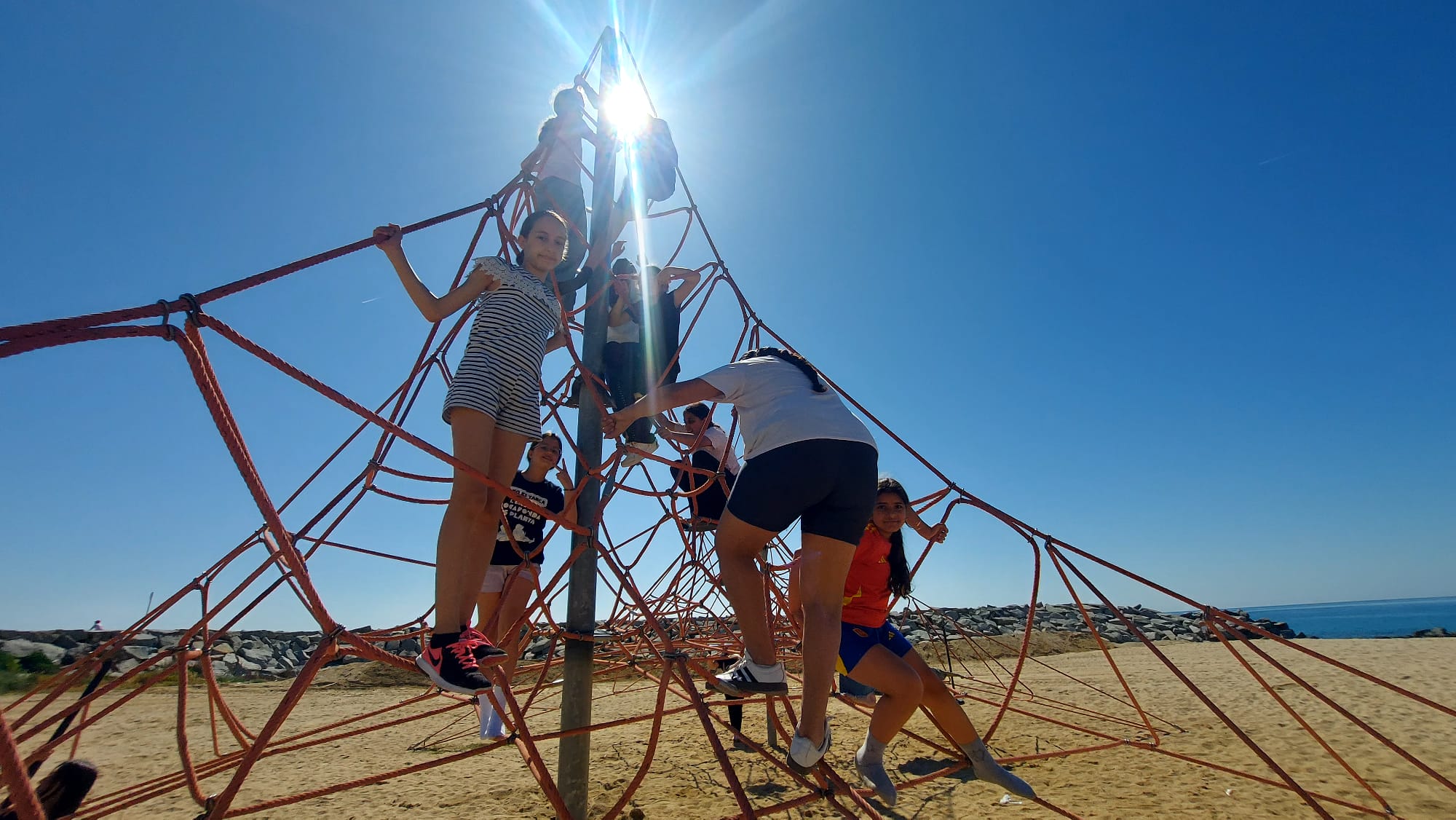 WhatsApp Image 2025-04-29 at 16.04.12 (1)