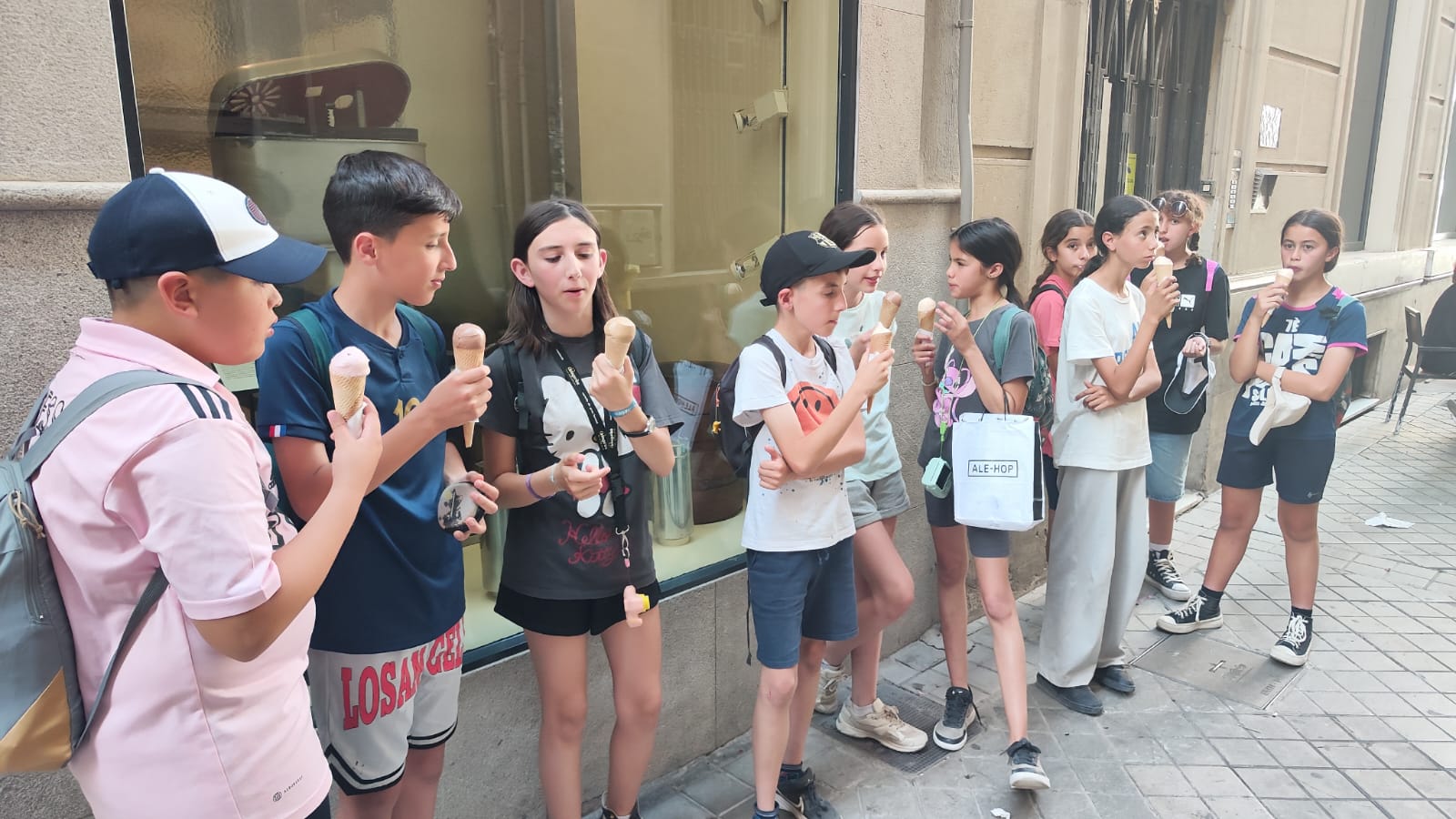 WhatsApp Image 2025-06-06 at 21.07.09