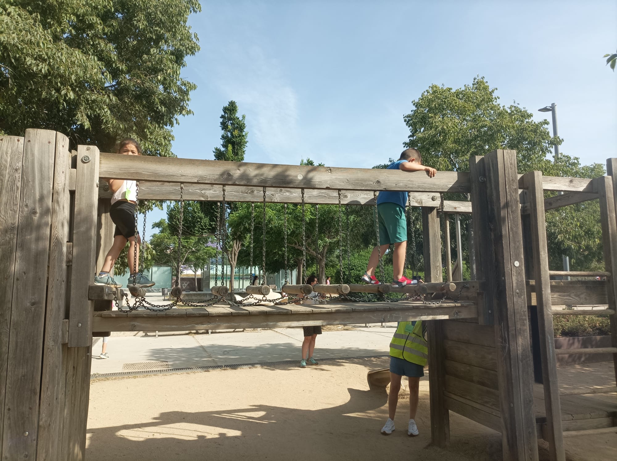 WhatsApp Image 2025-06-11 at 15.37.47 (1)