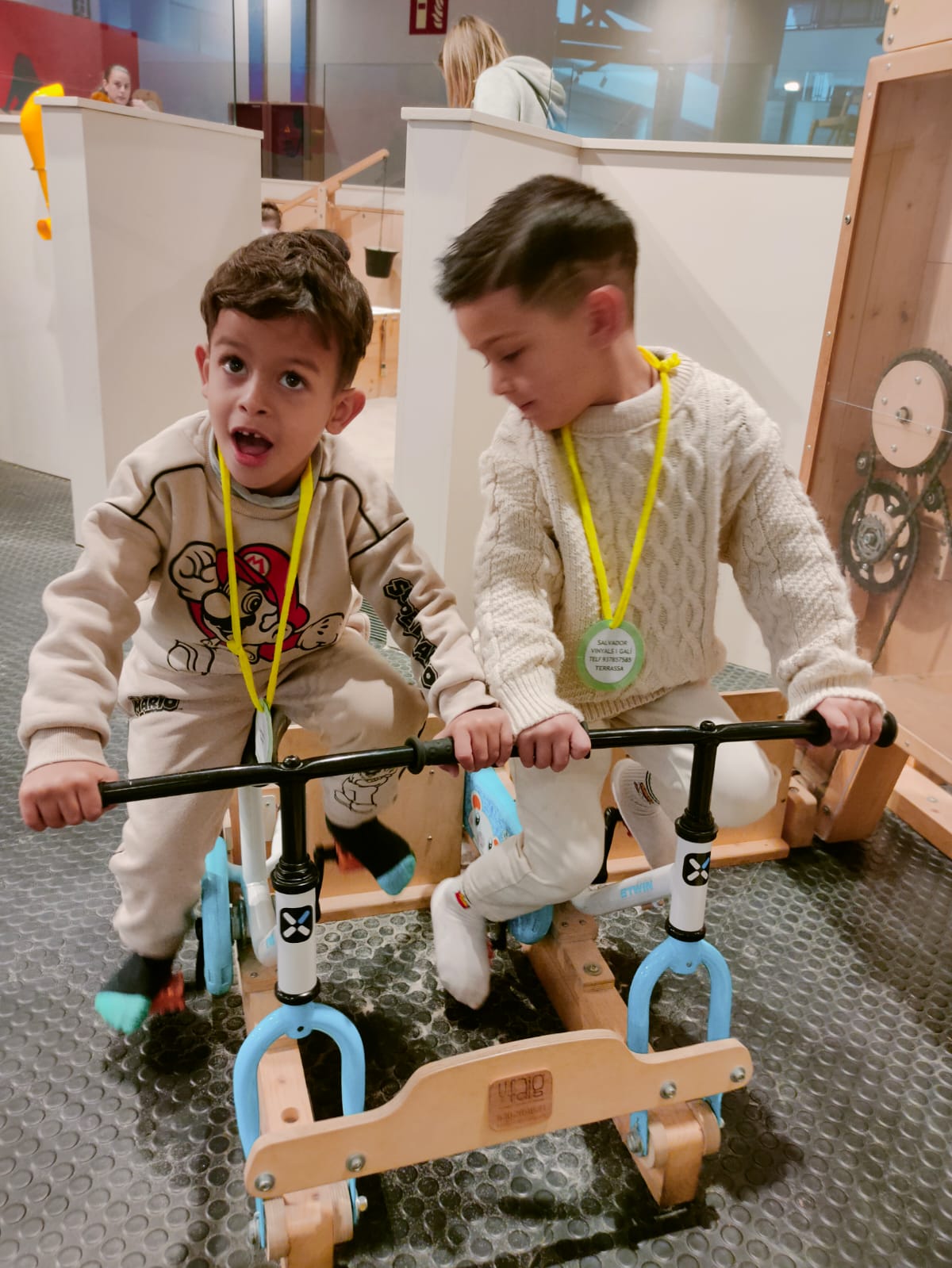 2b37fe69-ac13-4985-86e5-0b69ab5a40b5