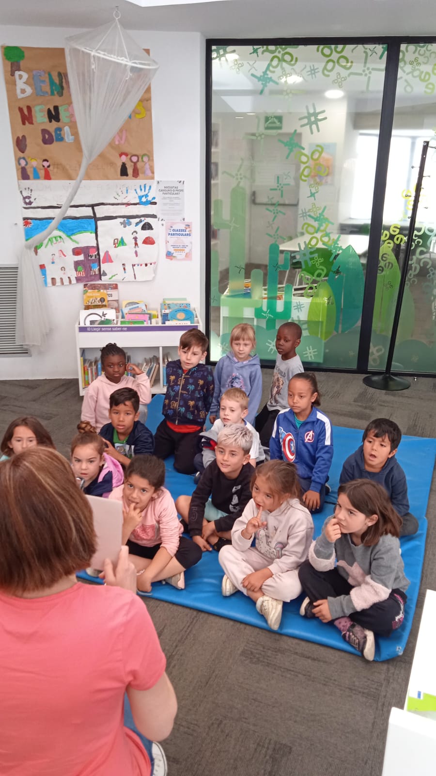 b1bf03a3-7782-4111-ba54-346cc3314205