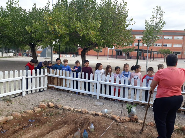 b2e94470-f90c-4dec-a554-16d452bc0393