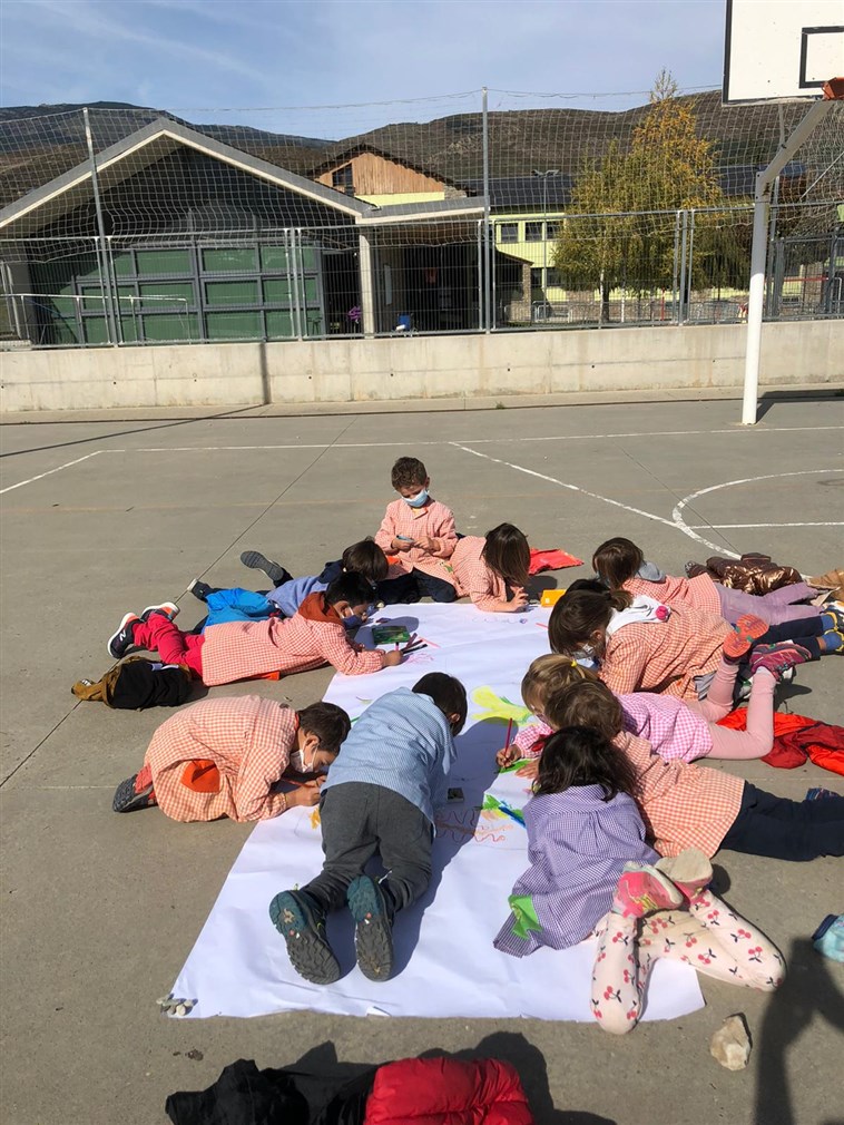 ef8716c9-0dc5-4112-8eaa-009e7bb28d74