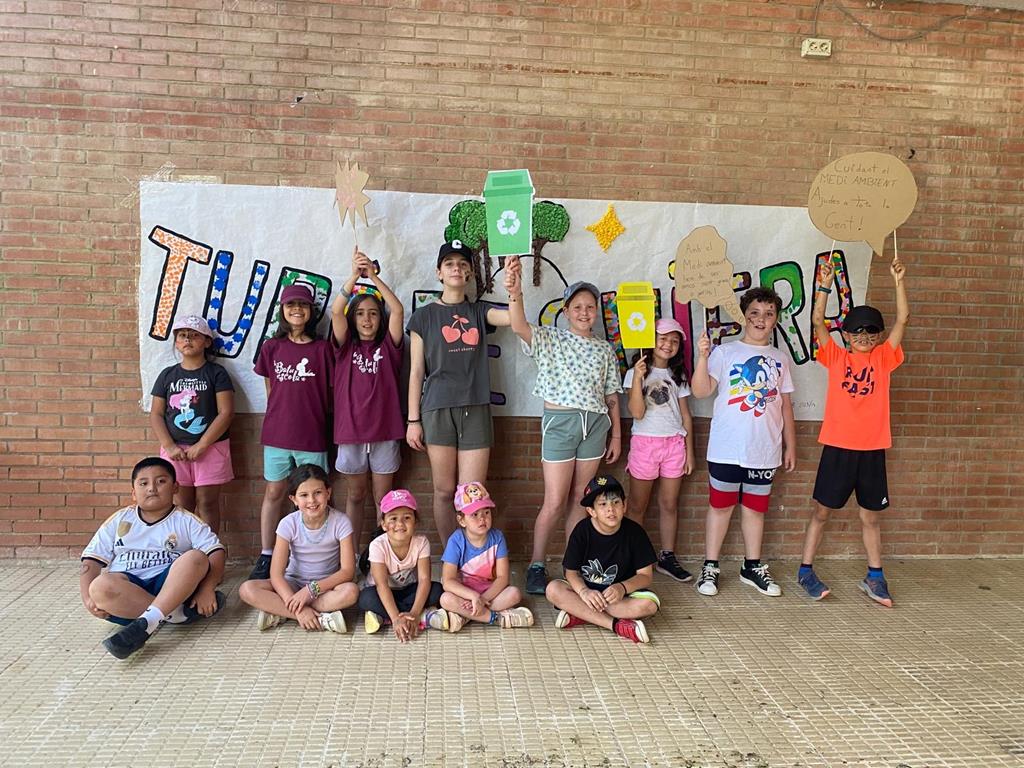 10a10b76-f6d8-4261-94c2-13cf2810891d (Copy)