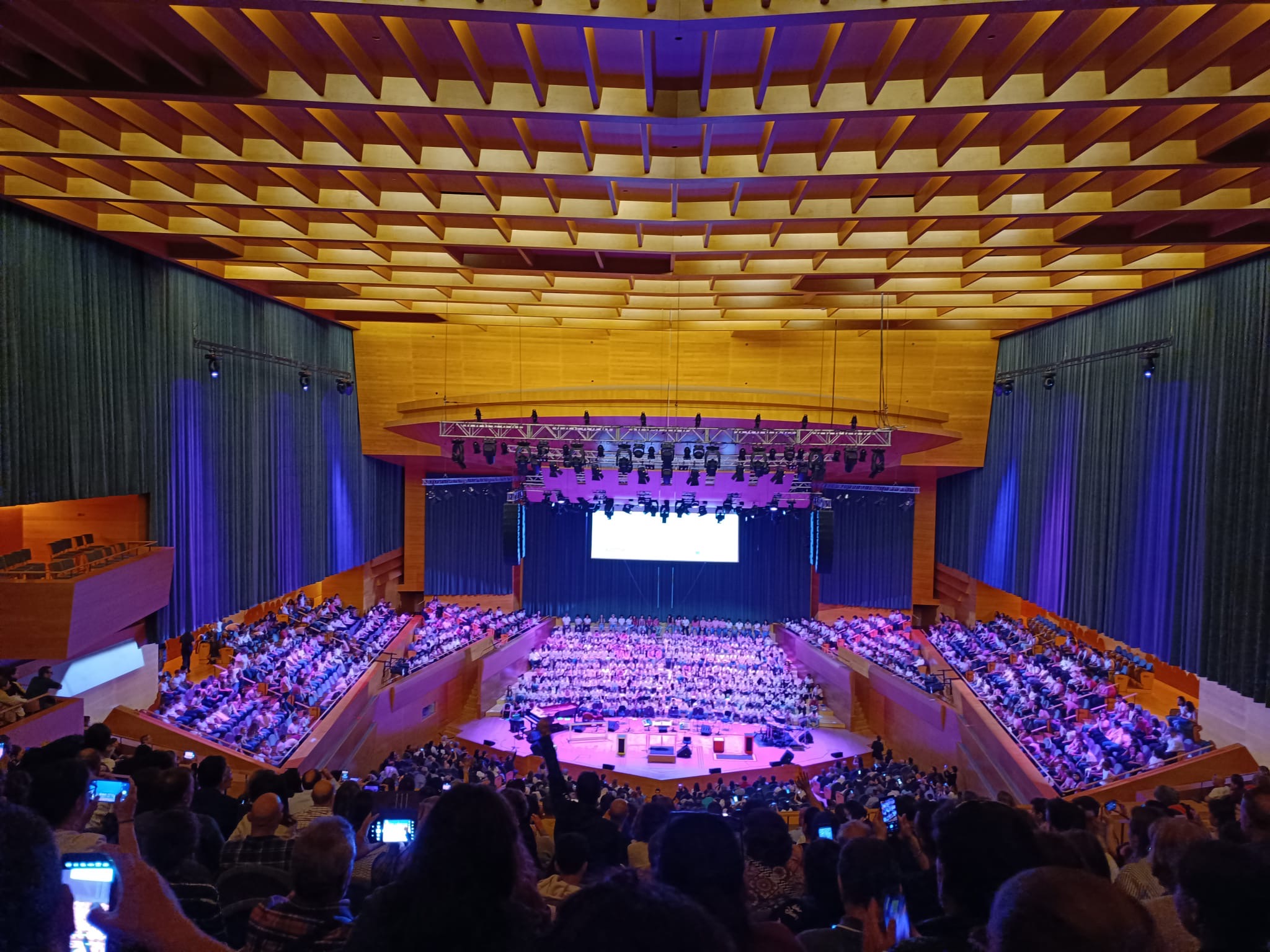 f3cc5dd6-f960-4895-bb77-076e96ed5e71