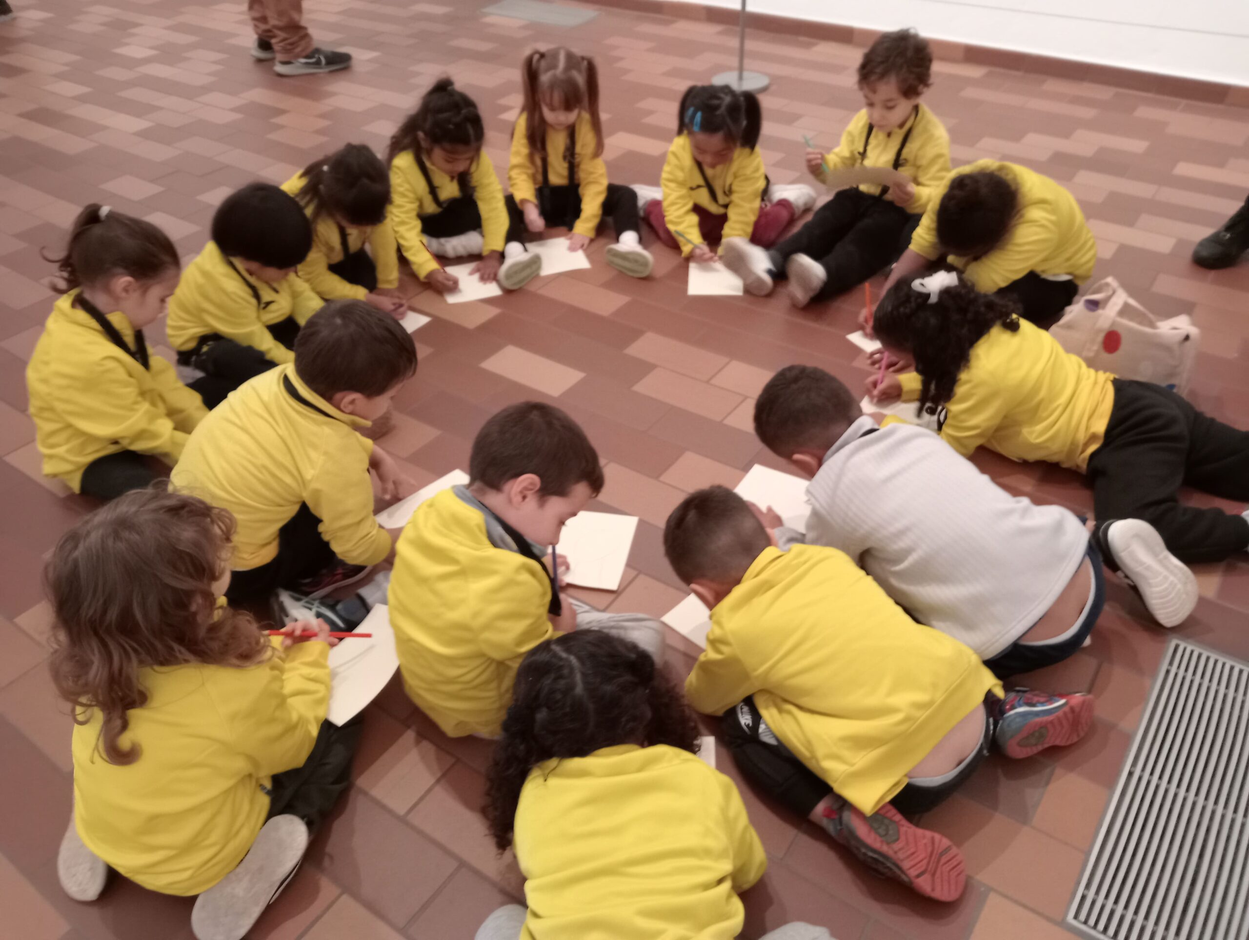 Dibuixem l'autoretrat