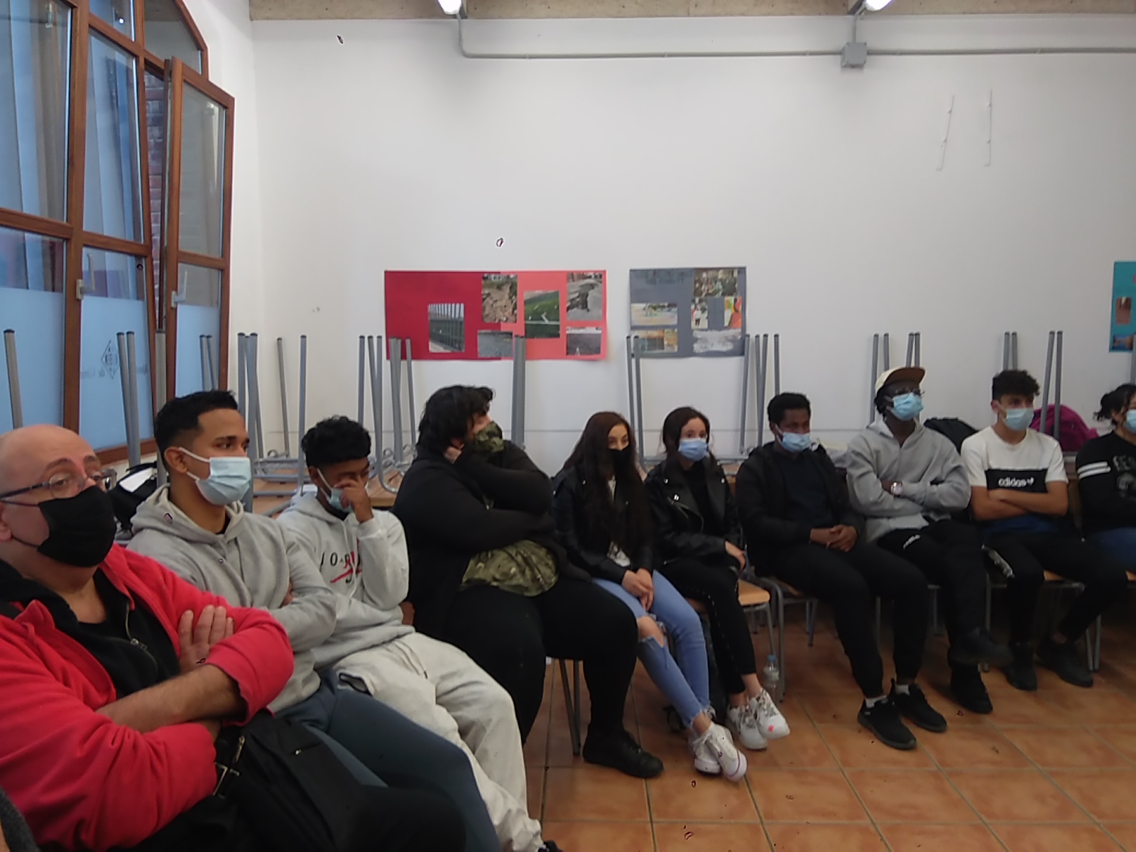 La Nave Va grup tarda 3