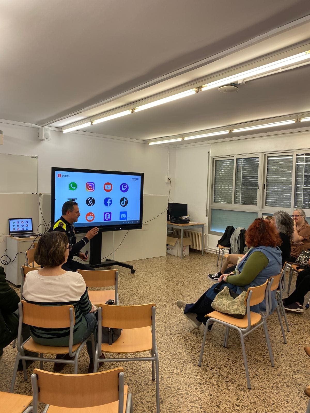 e4d44d6c-442b-44c3-89e6-f7893fbf0df1