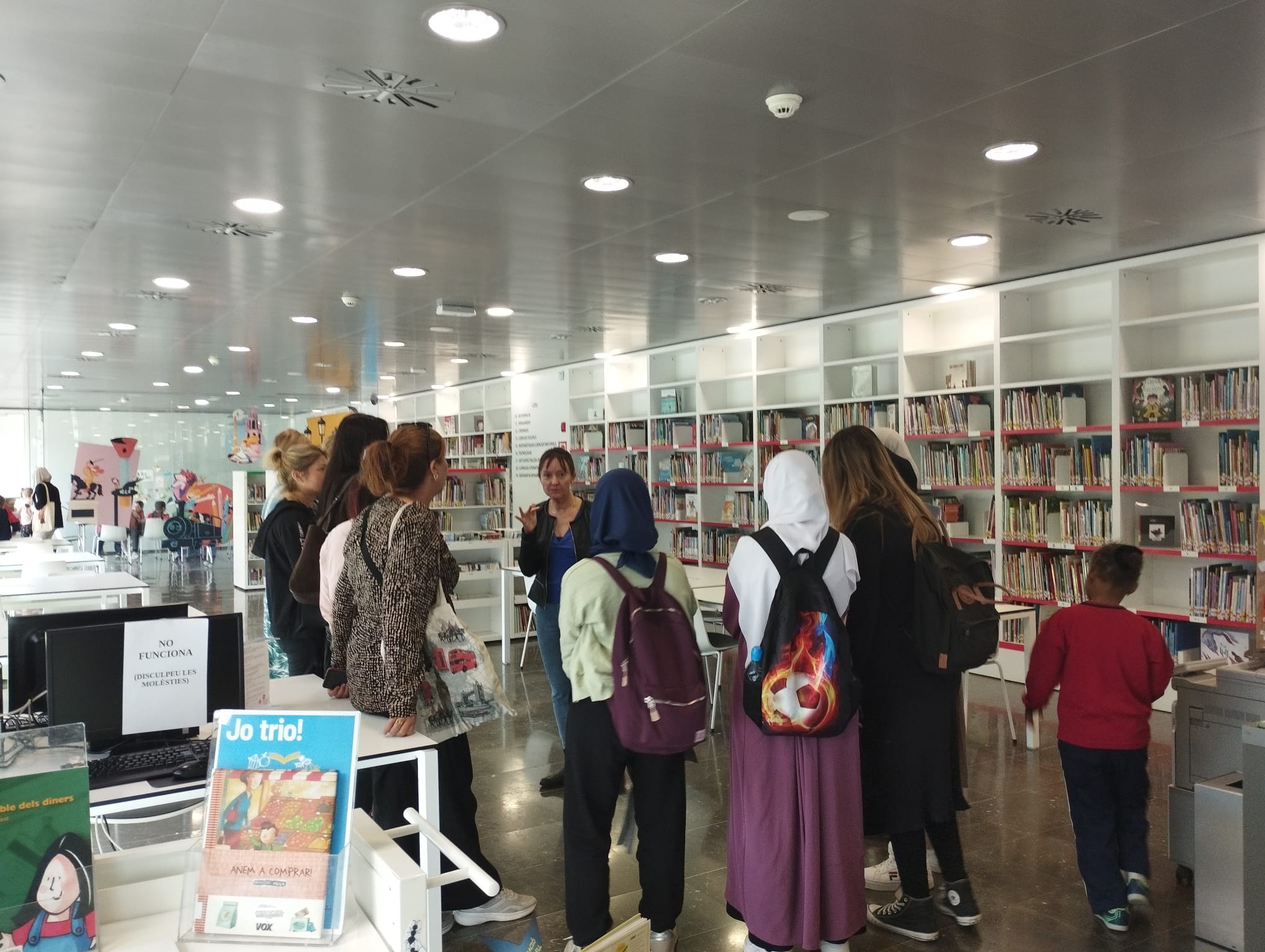visita Biblioteca Pere Anguera (4)