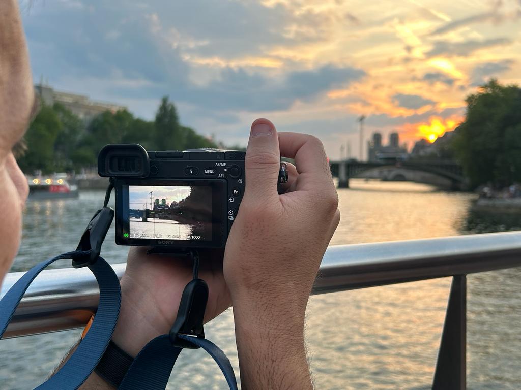 33f62621-d9b5-418f-9c16-f06d373fba40