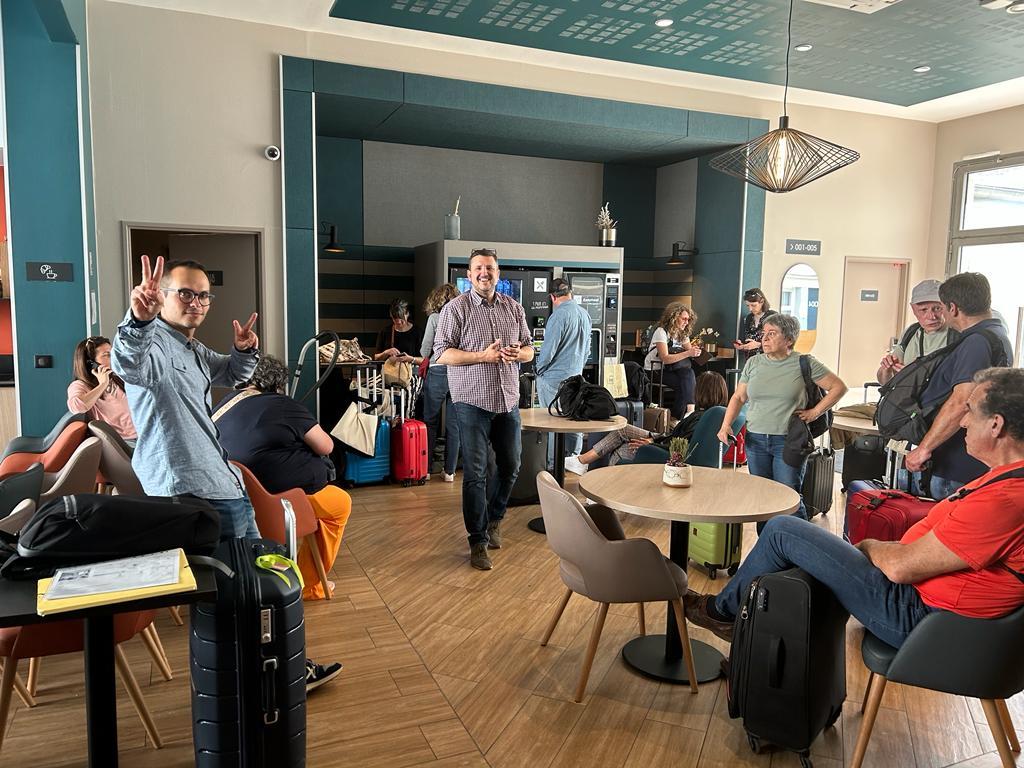 b0bb7d85-d873-44b1-9c2e-e672264860a3