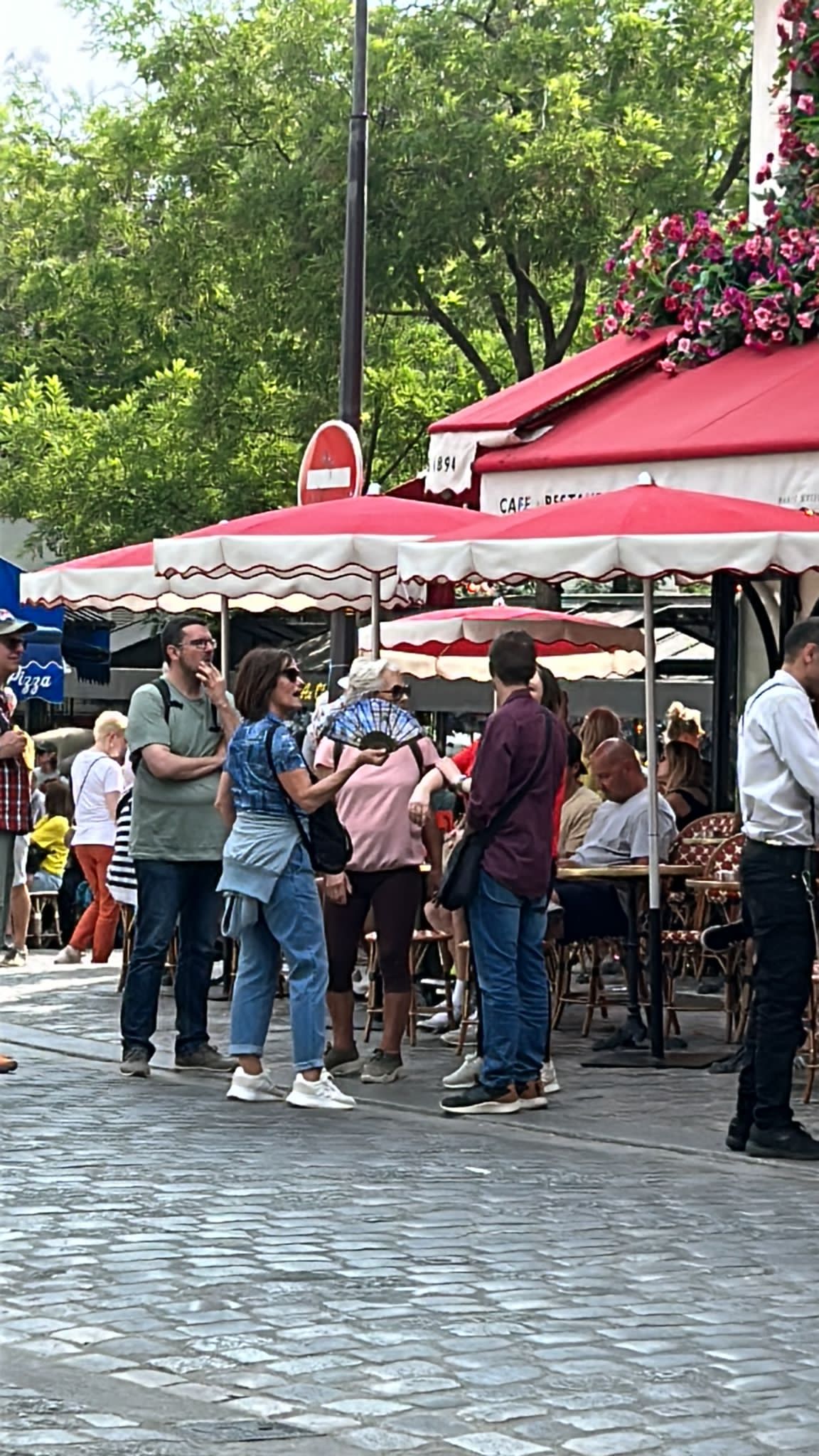 d2b847f2-8db1-43d9-a819-c6b2a0c87099