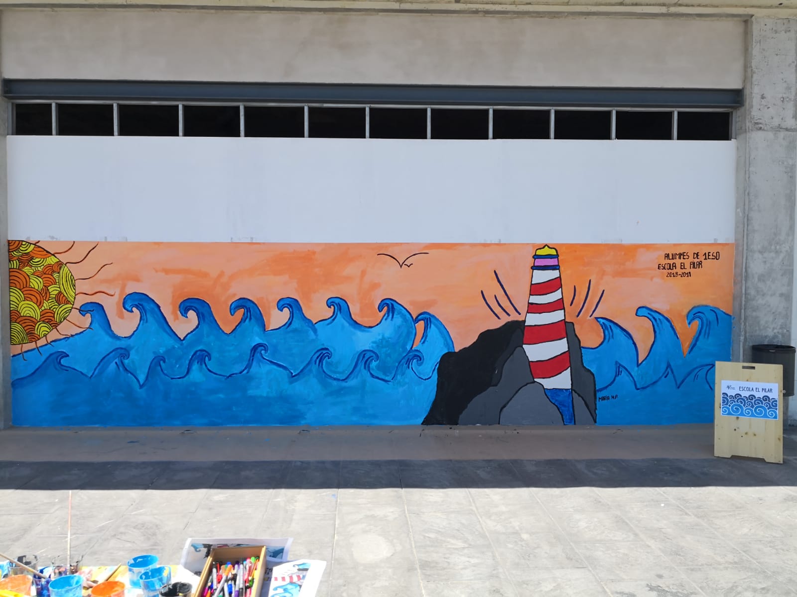 marina port premia mural