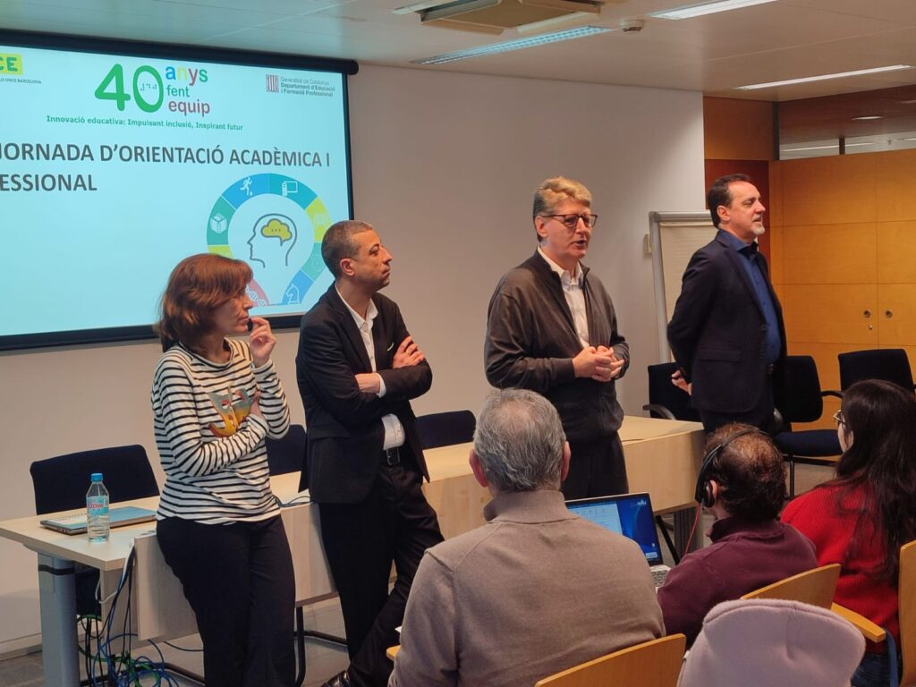 Presentació de la Jornada amb el Manel Eiximeno, Irene Ginebra, Enric Boti i David Bernardo