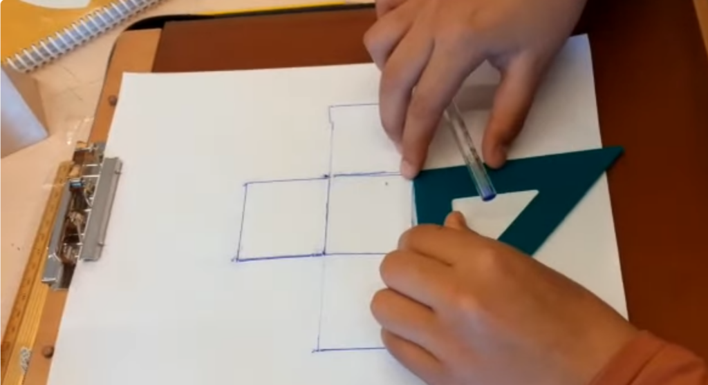 Dibuixem un cub descomposat