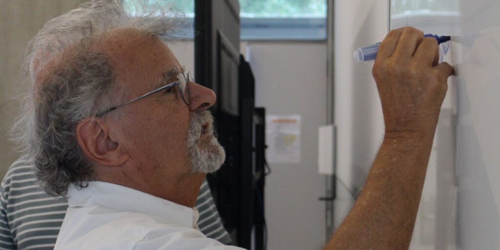 Philippe Labre a la jornada sobre teràpies naturals a l'Escola Agrària de Manresa
