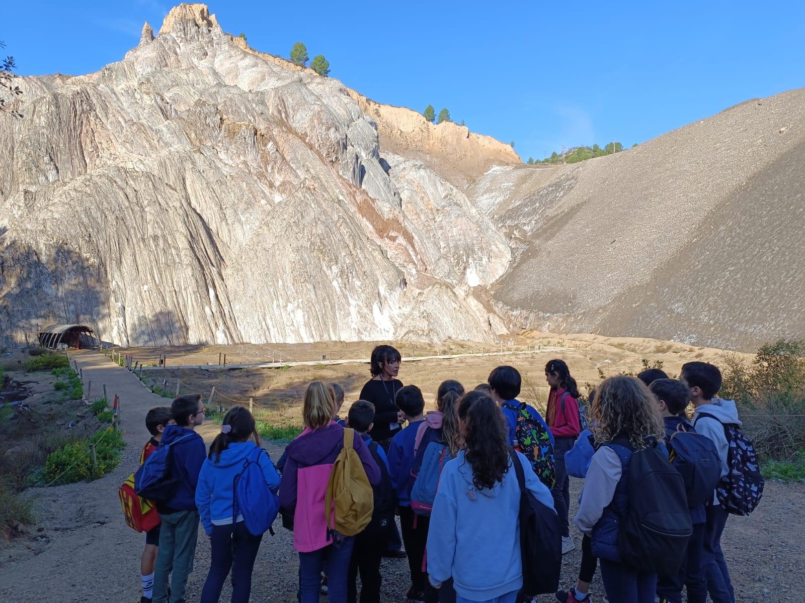 WhatsApp Image 2024-10-15 at 10.38.50 (1)