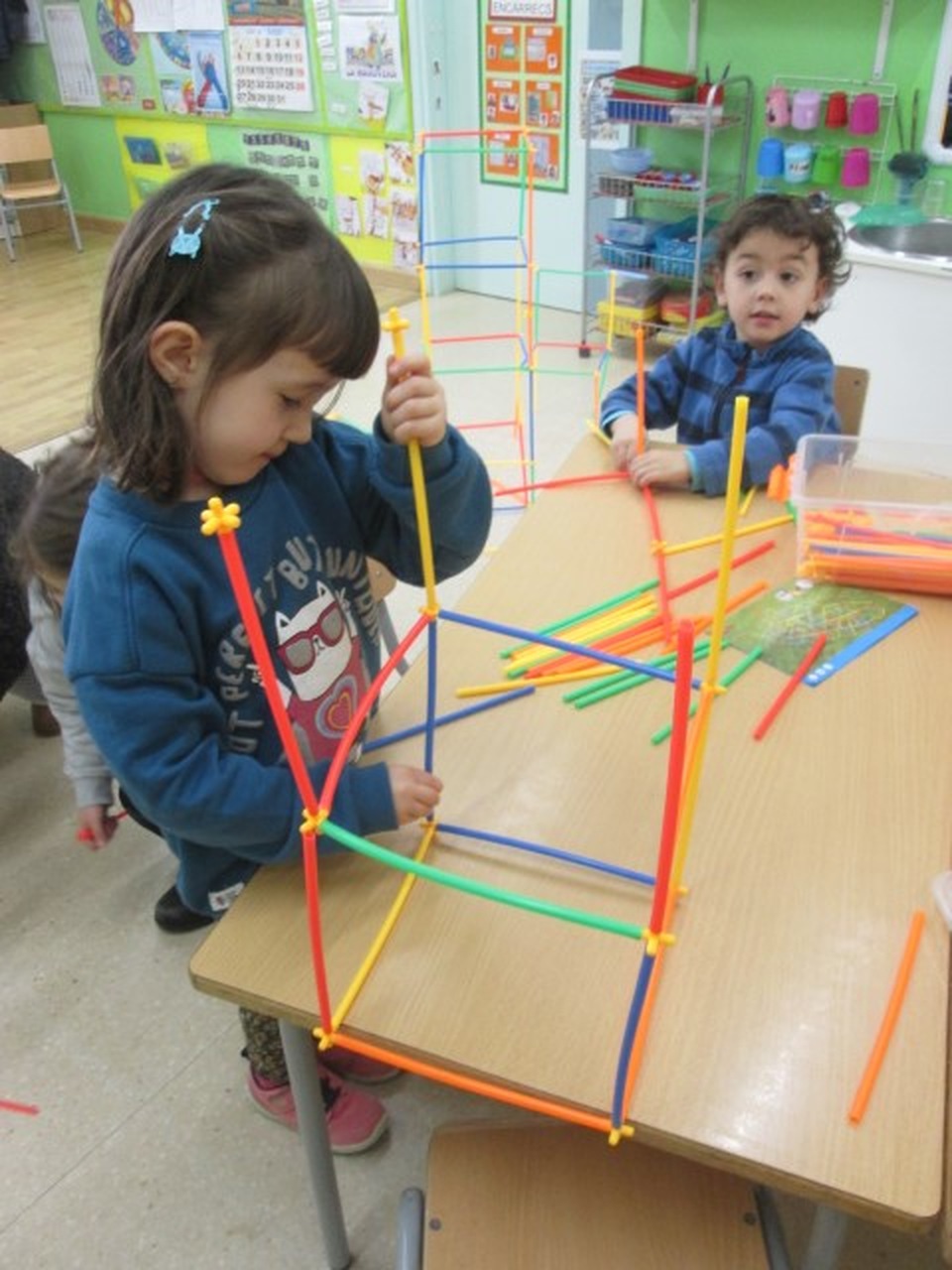 2- EI_Easy-Resize.com